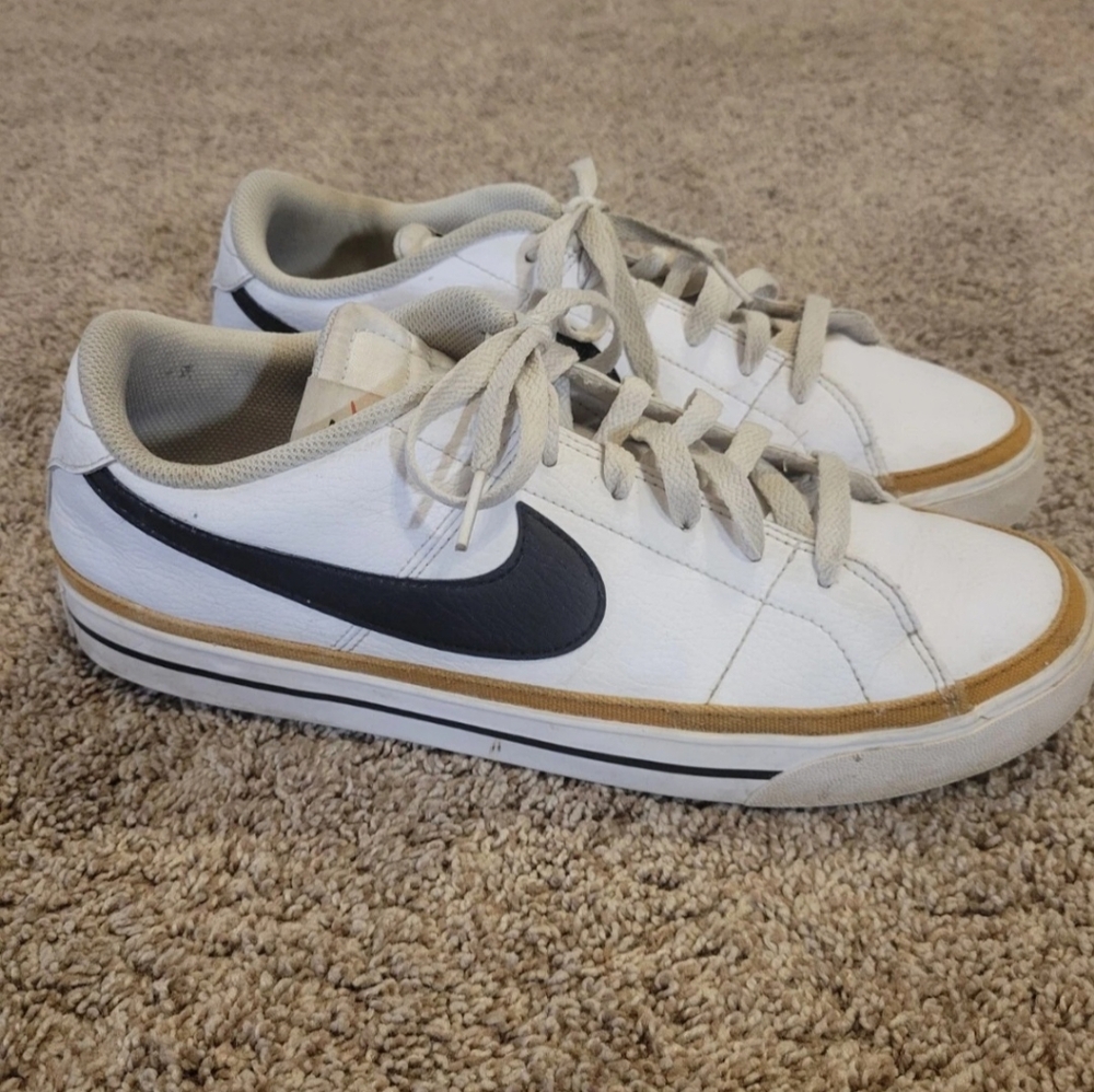 Nike Court Legacy White Desert Ochre Mens Size 11.5 Used